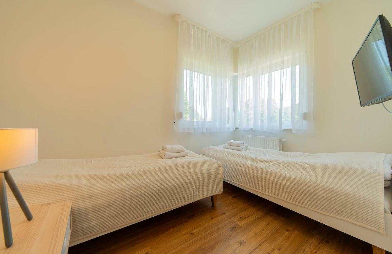 Appartement Blizej Gor à Świeradów-Zdrój Extérieur photo